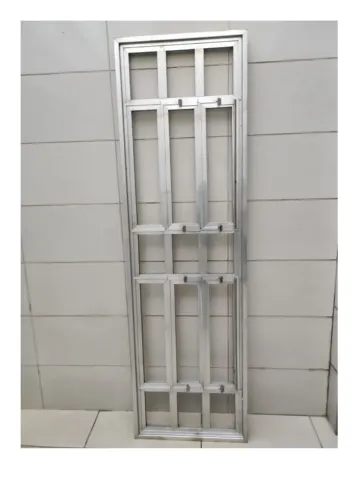 vendo vitrô novo em alumínio