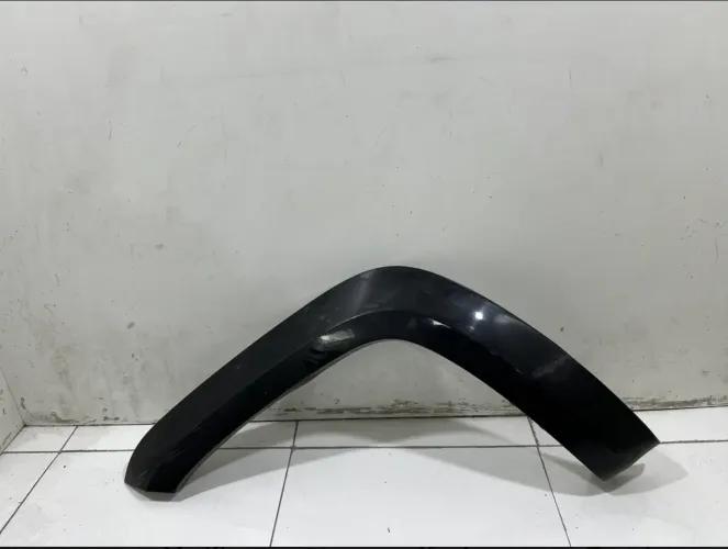 Moldura paralama Vw amarok Le