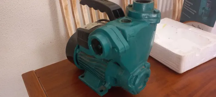 Bomba d'água para uso externo