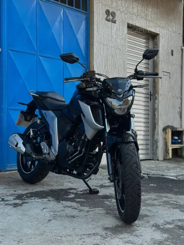 FAZER 250 