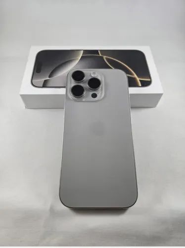 iPhone 16 Pro Titânio Natural - 128GB - Troco por S25 Ultra/ Google Pixel 9
