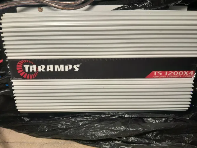 Taramps ts 1200x4, 10 meses de garantia. Novo