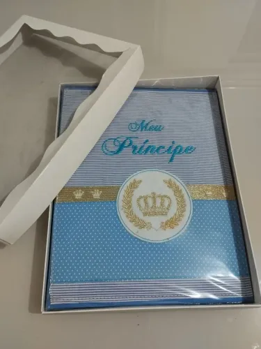 Vendo álbum bebê novo