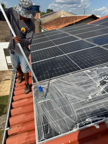 Limpezas de placas solares