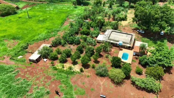 Chácara 25 hectares em Terenos - MS, bem montada com terra boa as margens da BR262! 