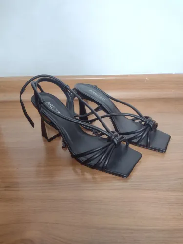 Sandália Arezzo Preta - 35