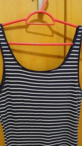 Vestido tipo regata