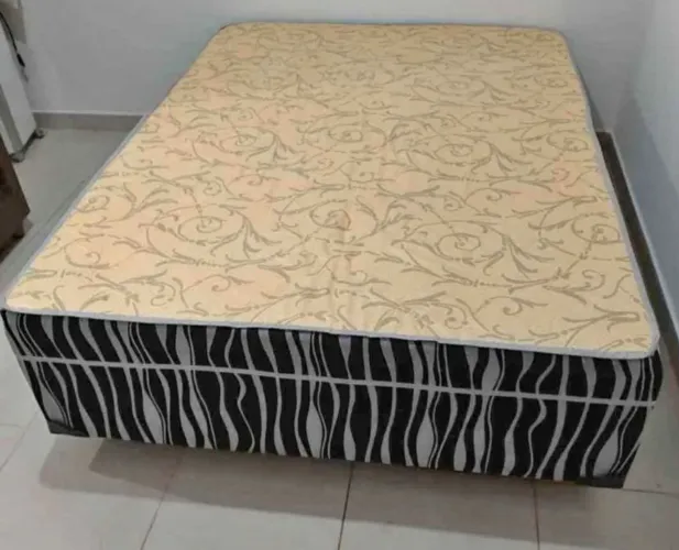 Cama Box Casal com Desenho floral