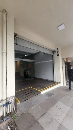 Galeria para aluguel com 160 metros quadrados em Independência - Porto Alegre - RS