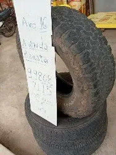 Vendo 3 Pneus Aro 16 para Camionetes