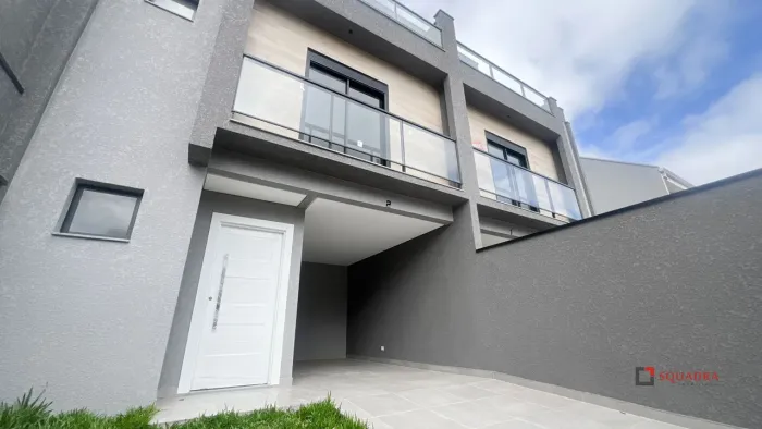 Casa à venda no bairro Uberaba - Curitiba/PR