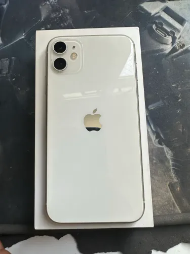 iPhone 11 128gb sem detalhes 