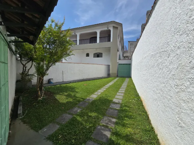 Conjunto comercial para venda em Vila Curuçá, 750m²