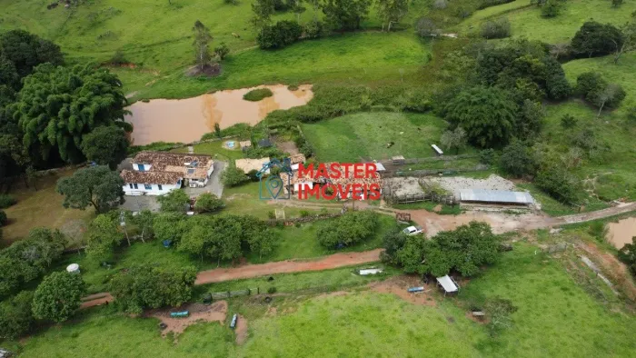 FAZENDA DE 138 HECTARES RICA EM AGUA