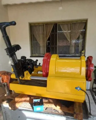 Vendo Rosqueadeira Elétrica Caracol - revisada