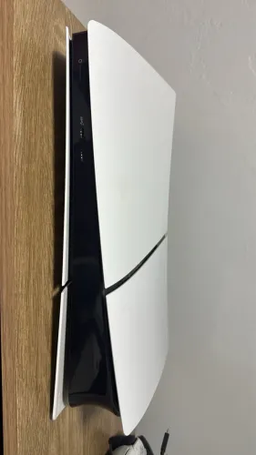Vendo PS5 semi novo 