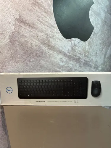 Kit de Teclado e Mouse Sem Fio Dell KM3322W com layout ABNT2