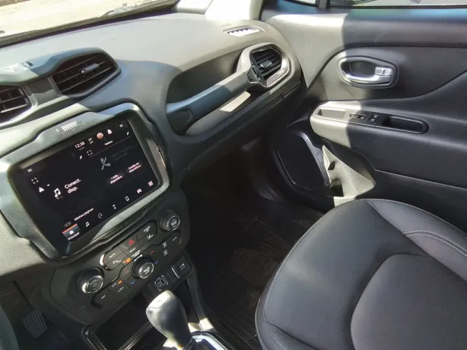 Jeep Renegade Long. T270 1.3 TB 4X2 Flex Aut. 2024