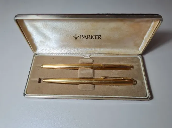 CANETAS PARKER FOLHEADAS A OURO