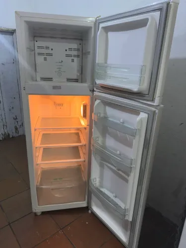 Geladeira consul frost free 