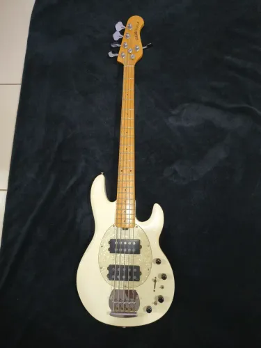 BAIXO STERLING 2008 HH | AGUILAR AG5M + OBP-3 | BAIXO ÚNICO E SUPER VERSÁTIL