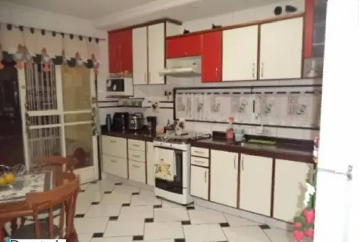 EXCELENTE DUPLEX À VENDA NO BAIRRO RETIRO, EM VOLTA REDONDA!!