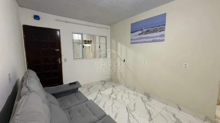 Casa à venda, 2 quartos, 1 vaga, Macuco - Santos/SP