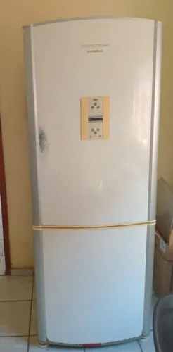 GELADEIRA FROST FREE