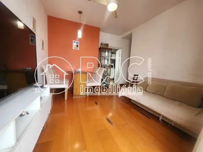 Apartamento : Padrão / Residencial / Vila Isabel