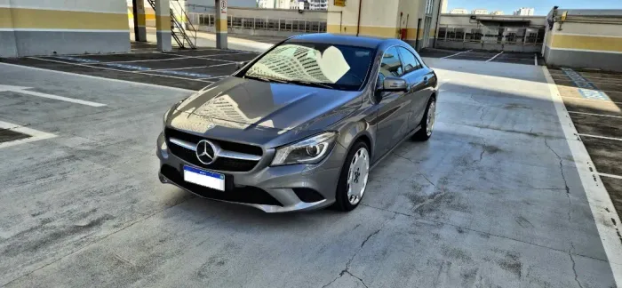 Mercedes-Benz CLA-200 Urban 1.6 TB 16v/flex Aut. 2015