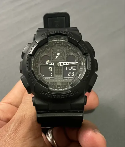 Relógio Casio G-shock GA-100