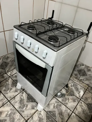 Vende-se fogão