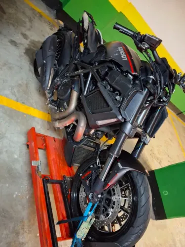 Ducati Diavel 2016
