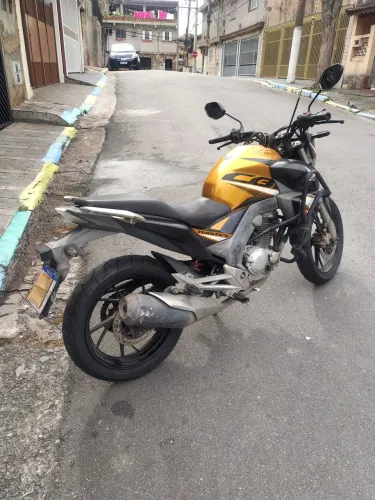 Vendo Twister 250 em excelente estado