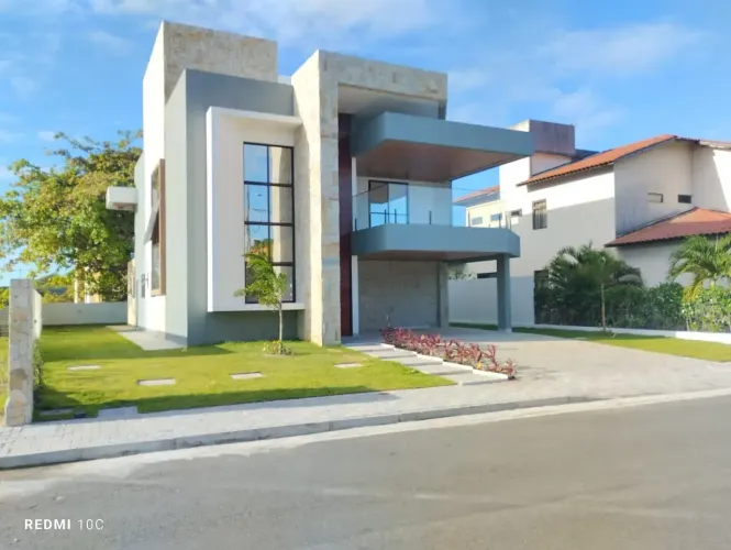 EXCELENTE CASA NOVA NO CONDOMINIO ALAMOANA