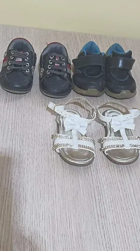 Sapatos infantis 