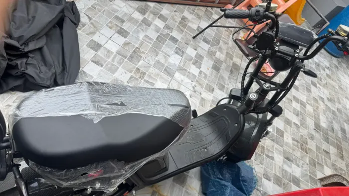 VENDO X12 em perfeito estado, muito nova