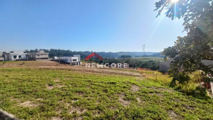 Lote em condomínio em Rua Cláudio Lucato - Bella Vittà - Jundiaí/SP