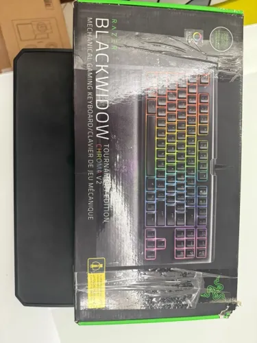 Monitor LG Ultafine  4k + Teclado Gamer Ryzen BlackwindowTournament Edition 