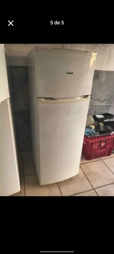 Doação geladeira Cônsul em ótimo estado