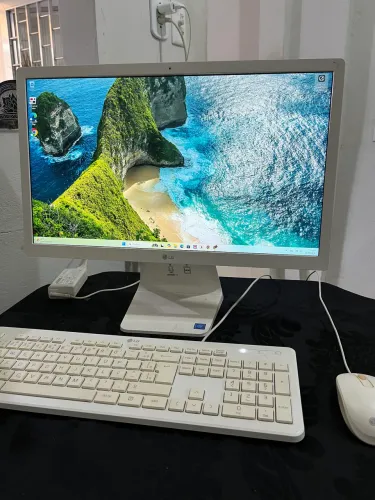 Computador All in One LG 22 Excelente Estado