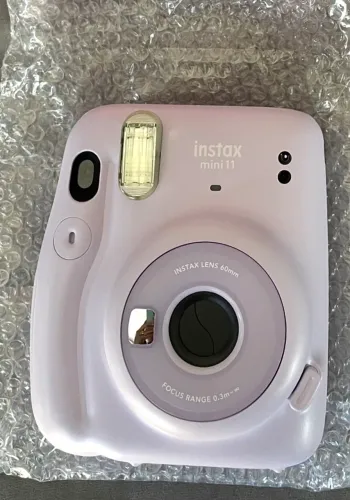 Câmera Fujifilm Instax mini 11 - roxa