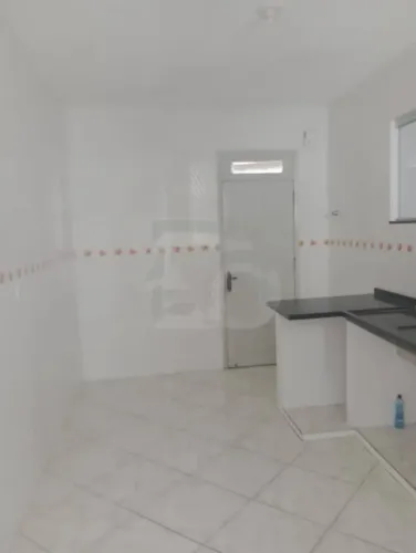 Casa Duplex Reformada com 6/4 e Garagem para 4 Carros no Jabotiana