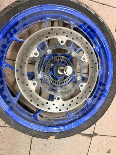 roda quebrada mt 03 com disco