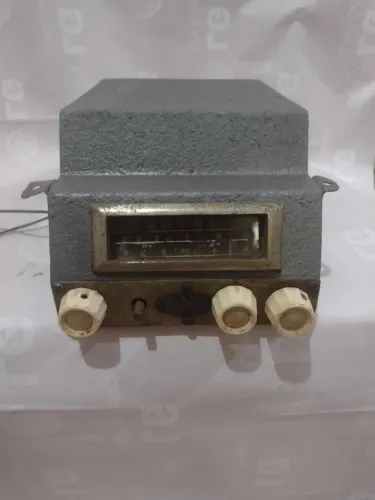 Rádio Antigo Valvulado De Carro ARROW Da Década De 50 