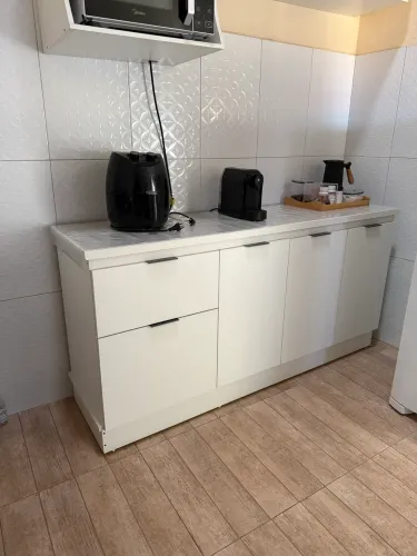 Armário planejado, todo em MDF,1 gaveta um gavetão Super conservado