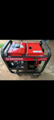 Gerador 110 V diesel monofásico Branco mod 6500 partida elétrica