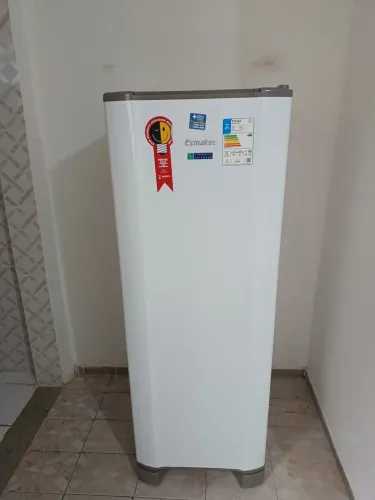 Geladeira Esmaltec  (PARA VENDER HOJE !)