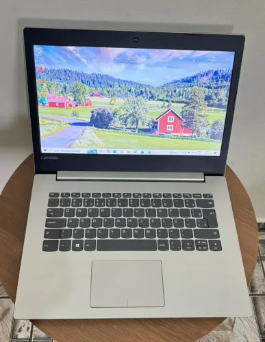 Notebook Lenovo - i3 de 6 Ger. - Memoria de 12gb - SSD de 240gb