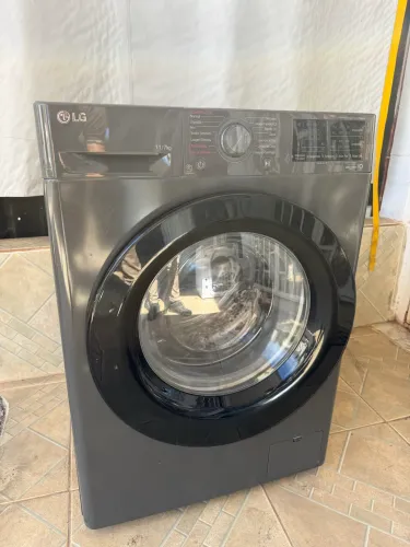 Lava e seca LG 11/7kg inox 